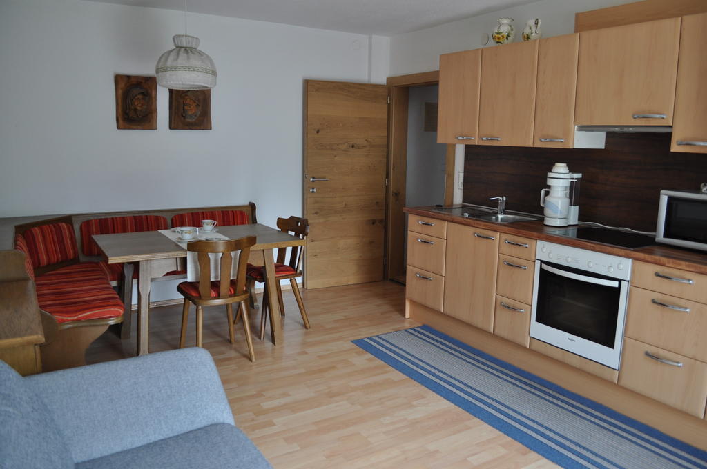 Haus Tina Apartamento Bach  Quarto foto